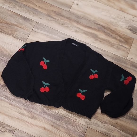 Super Cute Cherry Cardigan - Picture 1 of 3